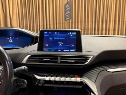 PEUGEOT 3008 ACTİVE PİREME EDİTİON CAM TAVAN HATASIZ 12 TAKSİT