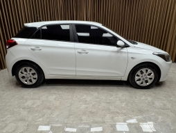 HYUNDAİ İ20 1.4 CRDİ JUMP %20FATURA K.KARTINA 12 TAKSİT %18 ORAN