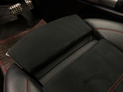 MERCEDES-BENZ GLB 200 AMG+ 4 MATİC CAM TAVAN HATASIZ 12 TAKSİT