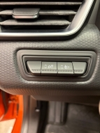 RENAULT CLİO 1.3 TCE ICON OTOMATİK TURUNCU 12 TAKSİT