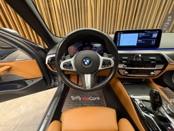 BMW 520İ SPECİAL EDİTİON M SPORT HATASIZ BOYASIZ 12 TAKSİT