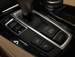 BMW 525D X DRİVE EXECUVİTE PLUS M DİREK./VAKUM/ELEK.BAGAJ 12TKST