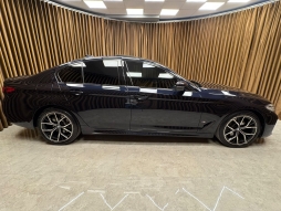 BMW 520İ SPECİAL EDİTİON M SPORT CARBON SCHWARZ HATASZ 12 TAKSİT