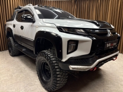 MİTSUBİSHİ L200 4X4 BLİZZARD OTOMATİK FULL AKSESUAR 12 TAKSİT