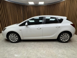 OPEL ASTRA 1.3 CDTI COSMO TESLA EKRAN HATASIZ BOYASIZ 12 TAKSİT