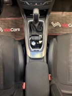 PEUGEOT 1.2 PURETECH ALLURE CAM TAVAN OTOMATİK 12 TAKSİT