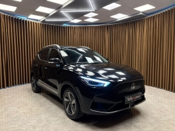 MG ZS EV LUXURY ELEKTİRİKLİ CAM TAVAN HATASIZ 12 TAKSİT