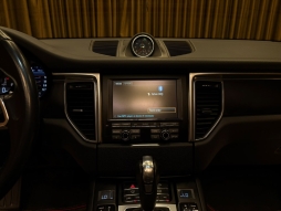 PORSCHE MACAN 2.0 BAYİ CAM TAVAN/PUSULA/SOĞUTMA/ISITMA 12 TAKSİT