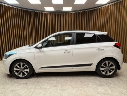HYUNDAİ İ20 1.4 MPİ ELİTE OTOMATİK CAM TAVAN HATASIZ 12 TAKSİT
