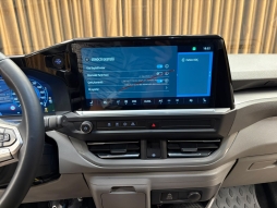 VW CARAVELLE 2.0 TDI STYLE CAM TAVAN %20 FATURA HATASIZ 12 TAKST