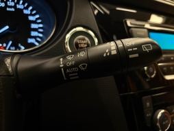NİSSAN QASHQAİ 1.2 DIG-T SKY PACK CAM TAVAN HATASIZ 12 TAKSİT