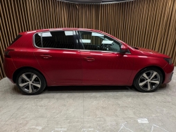 PEUGEOT 1.2 PURETECH ALLURE CAM TAVAN OTOMATİK 12 TAKSİT