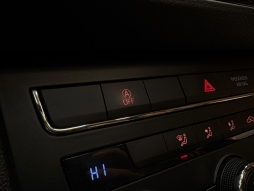 SEAT LEON 1.2 TSI STYLE OTOMATİK CAM TAVAN 12 TAKSİT