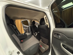 MİTSUBİSHİ L200 4X4 BLİZZARD OTOMATİK FULL AKSESUAR 12 TAKSİT