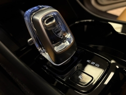 VOLVO XC40 1.5 T3 INSCRİPTİON SERVİS BKM. HATASIZ 12 TAKSİT