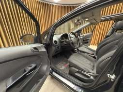 OPEL CORSA 1.4 ENJOY 111.YIL OTOMATİK CAM TAVAN 12 TAKSİT