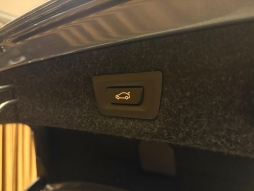 BMW 530İ XDRİVE LUXURY LİNE XDRİVE HATASIZ BOYASIZ 12 TAKSİT