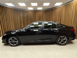 HONDA CİVİC 1.5 VTEC TURBO EXECUTİVE PLUS HATASIZ 12 TAKSİT