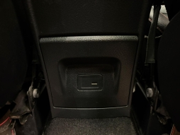 MERCEDES-BENZ GLB 200 AMG+ 4 MATİC CAM TAVAN HATASIZ 12 TAKSİT