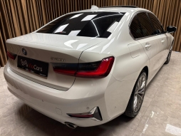BMW 3.20İ FİRST EDİTİON LUXURY LİNE İÇİ TABA HATASIZ 12 TAKSİT