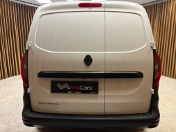 RENAULT KANGOO 1.5 BLUEDCİ Equilibre %20 FATURA K.KARTINA 12TKST