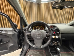 OPEL CORSA 1.4 ENJOY 111.YIL OTOMATİK CAM TAVAN 12 TAKSİT