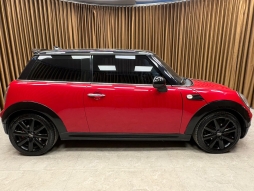 MİNİ COOPER 1.6 TÜRKİYE PAKETİ OTOMATİK 2007 MODEL 12 TAKSİT