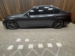 BMW 320İ ED 40. YIL LCİ/İÇİ TABA HATASIZ BOYASIZ TRAMERSİZ