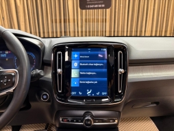 VOLVO XC40 1.5 T3 INSCRİPTİON SERVİS BKM. HATASIZ 12 TAKSİT