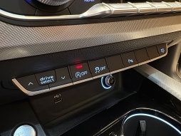 AUDİ A4 40 TDI QUATTRO ADVANCED HATASIZ BOYASIZ 12 TAKSİT