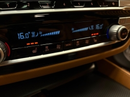BMW 520İ SPECİAL EDİTİON M SPORT HATASIZ BOYASIZ 12 TAKSİT