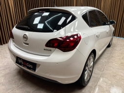 OPEL ASTRA 1.3 CDTI COSMO TESLA EKRAN HATASIZ BOYASIZ 12 TAKSİT