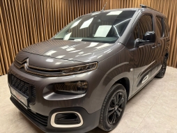 CİTROEN BERLİNGO 1.5 BLUEHDİ SHİNE CAM TAVAN HATASIZ 12 TAKSİT