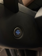 VOLKSWAGEN ID 4 PURE 2025 MODEL CAM TAVAN HATASIZ 12 TAKSİT