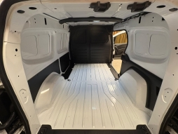 RENAULT KANGOO 1.5 BLUEDCİ Equilibre %20 FATURA K.KARTINA 12TKST