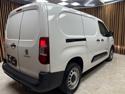 PEUGEOT PARTNER 1.5 BLUEHDİ COMFORT ÇİFT SÜRGÜ HATASIZ BOYASIZ