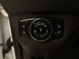 FORD TOURNEO COURİER 1.5 TDCİ TİTANİUM PLUS 12 TAKSİT