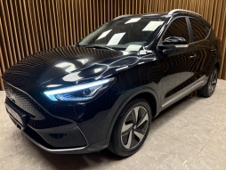 MG ZS EV LUXURY ELEKTİRİKLİ CAM TAVAN HATASIZ 12 TAKSİT