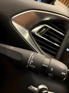 PEUGEOT 1.2 PURETECH ALLURE CAM TAVAN OTOMATİK 12 TAKSİT