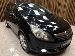 OPEL CORSA 1.4 ENJOY 111.YIL OTOMATİK CAM TAVAN 12 TAKSİT