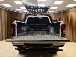 MİTSUBİSHİ L200 4X4 BLİZZARD OTOMATİK FULL AKSESUAR 12 TAKSİT