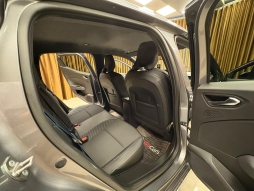 RENAULT CLİO 1.0 TCE TECHNO ESPRİT ALPİNE HATASIZ BOYASIZ