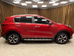KİA SPORTAGE 1.6 CRDI ELEGANCE 4X2 CAM TAVANLI HATASIZ 12 TAKSİT