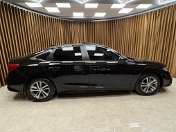 HONDA CİVİC 1.5VTEC ELEGANCE PLUS HATASIZ BOYASIZ 12 TAKSİT