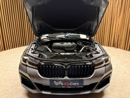 BMW 520İ SPECİAL EDİTİON M SPORT HATASIZ BOYASIZ 12 TAKSİT