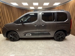 CİTROEN BERLİNGO 1.5 BLUEHDİ SHİNE CAM TAVAN HATASIZ 12 TAKSİT