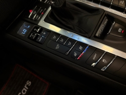 PORSCHE MACAN 2.0 BAYİ CAM TAVAN/PUSULA/SOĞUTMA/ISITMA 12 TAKSİT
