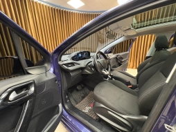 PEUGEOT 208 1.2 PURETECH ACTİVE OTOMATİK CAM TAVAN 12 TAKSİT