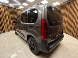 CİTROEN BERLİNGO 1.5 BLUEHDİ SHİNE CAM TAVAN HATASIZ 12 TAKSİT