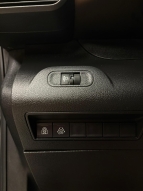 PEUGEOT RİFTER 1.5 BLUEHDI GT CAM TAVAN HATASIZ BOYASIZ 12 TAKST